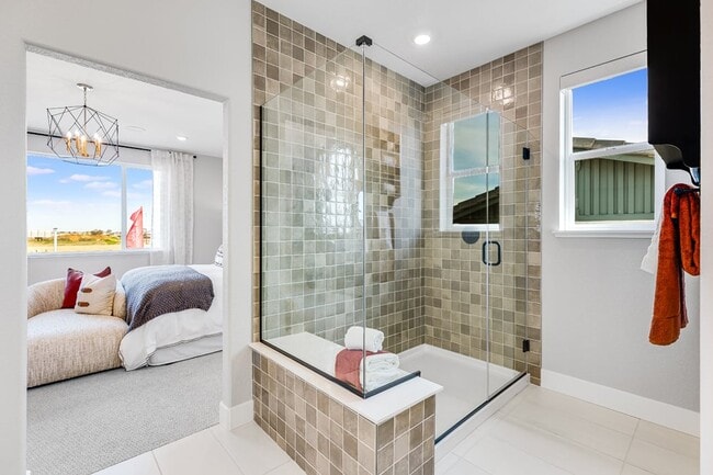 8088 Gwinn Cir, Elk Grove, CA 95757 - photo 5