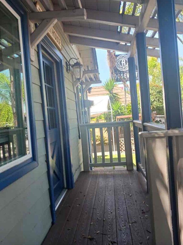 3085 Roosevelt St, Carlsbad, CA 92008 - photo 3