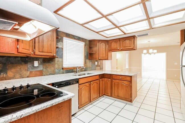 15640 Little Ranch Rd, Spring Hill, FL 34610 - photo 7