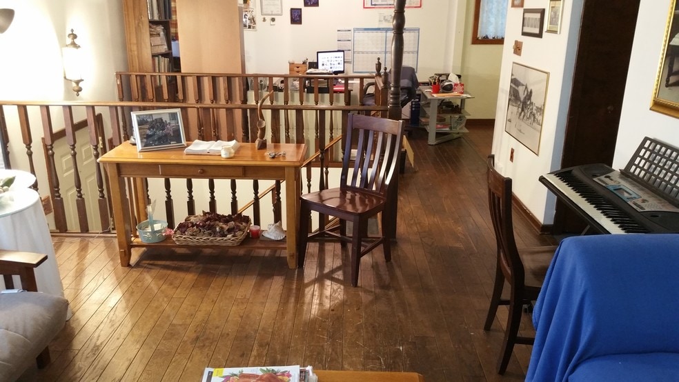 2116 Thaler Ave unit 1, Ann Arbor, MI 48103 - photo 1