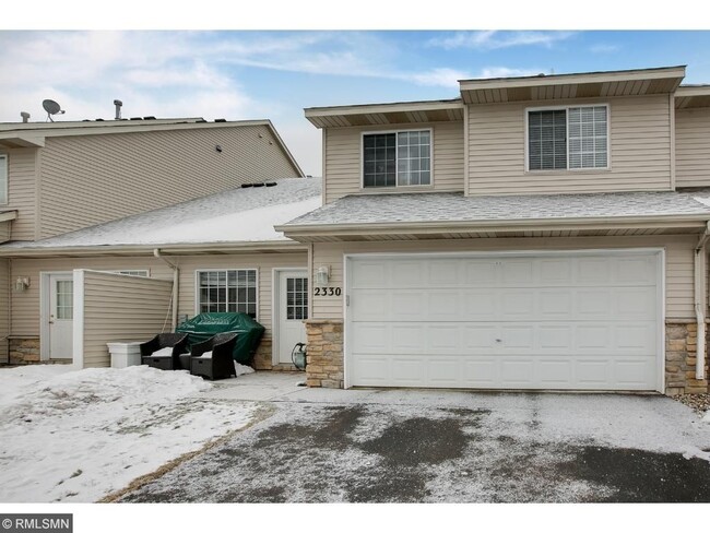 2330 Flamingo Dr, Shakopee, MN 55379 - photo 2