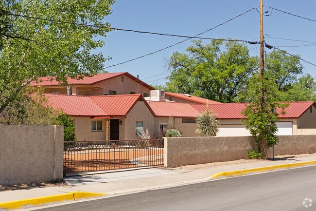 There are some properties on larger plots in Alvarado Gardens.