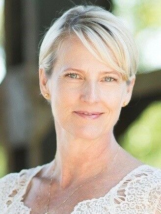 Deanne DeVries