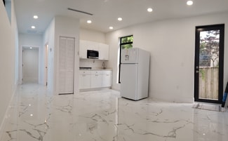 590 Ragan Dr, Miami Springs, FL 33166