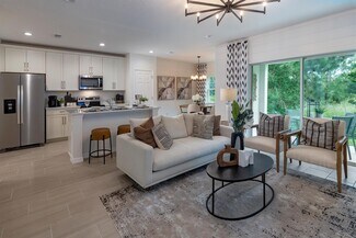 201 Glass Onion Dr, Groveland, FL 34736