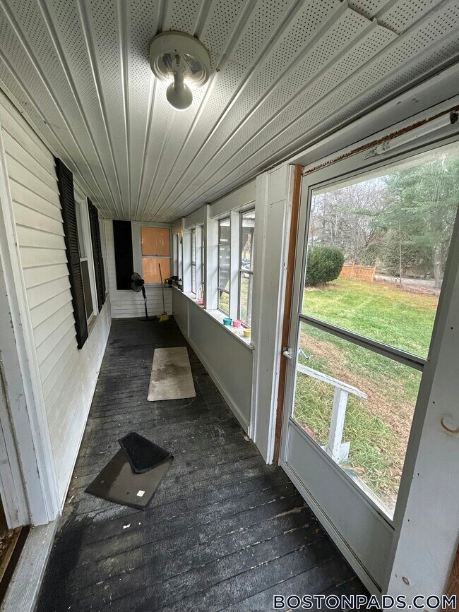60 Old Common Rd unit 1, Auburn, MA 01501 - photo 7