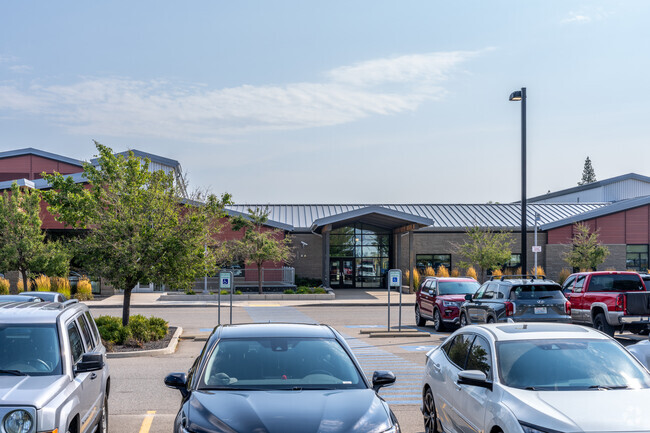 Phil Snowden Elementary is located a few minutes from the local airport.
