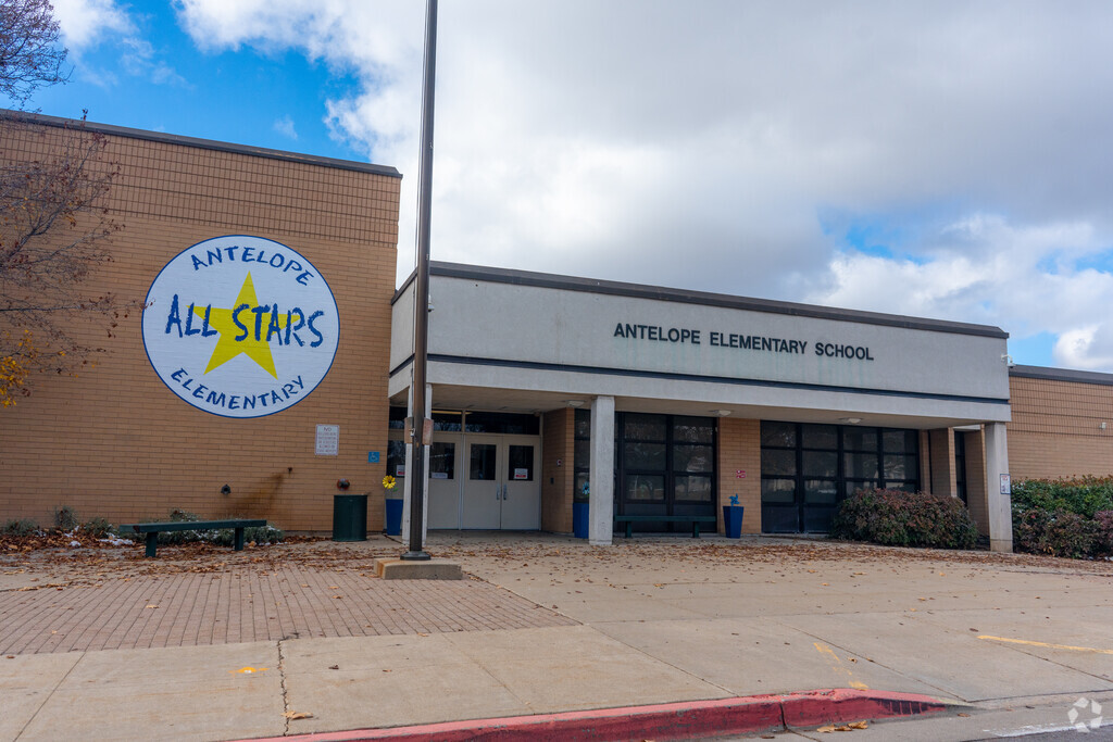 Antelope Elementary School provides education in 
Clearfield.