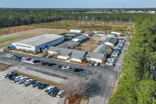 Conway Christian School prepares students for further education.