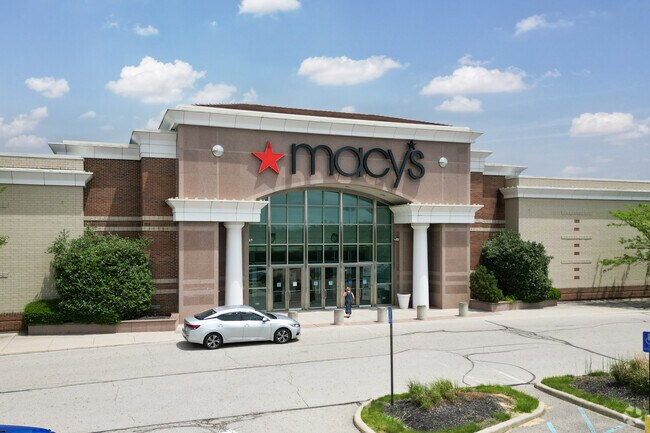 Macy's is one of the popular department stores in Columbus's Tuttle neighborhood.