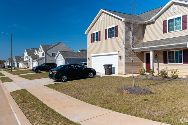 Northwoods-Old Carver has several areas of new construction homes.