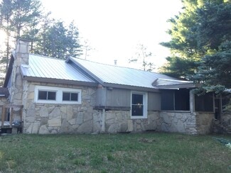 7216 S Berkley Ave, Onaway, MI 49765