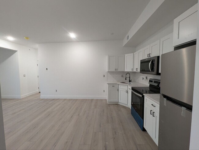 3900 Aspen St unit 9, Philadelphia, PA 19104 - photo 5
