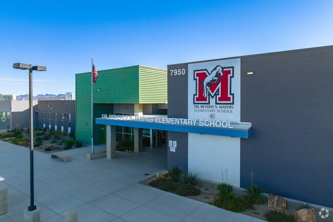 Dr Beverly S Mathis Elementary School Photo 3