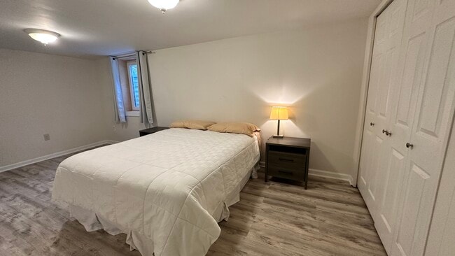 11423 Schuylkill Rd unit BSMT, Rockville, MD 20852 - photo 4