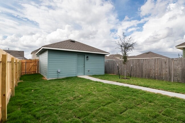 707 Stampede Rd unit 38760832, San Marcos, TX 78666 - photo 5