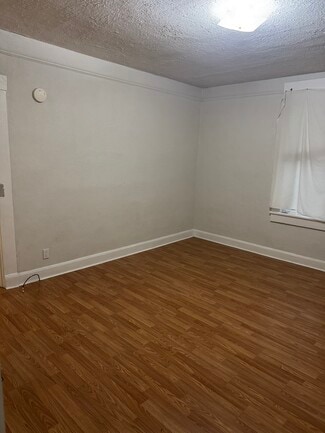 220 Cedar St Unit 3, Hot Springs, AR 71901