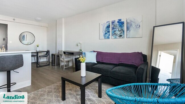 305 Dr M L K Jr St S unit 1039.1403631, Saint Petersburg, FL 33705 - photo 3