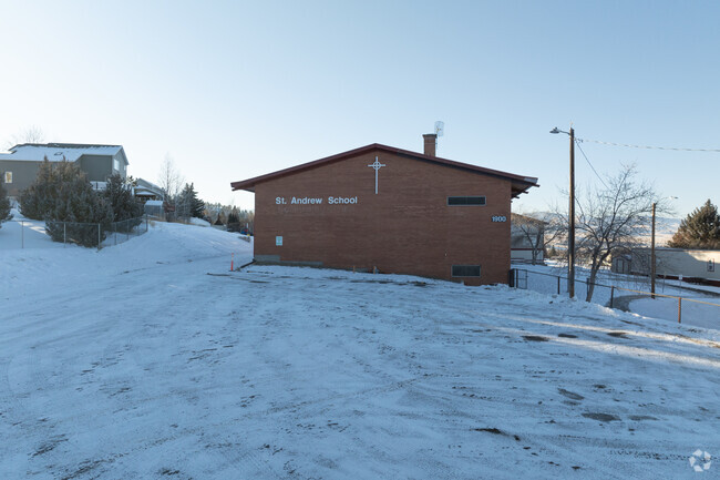 St Andrew School