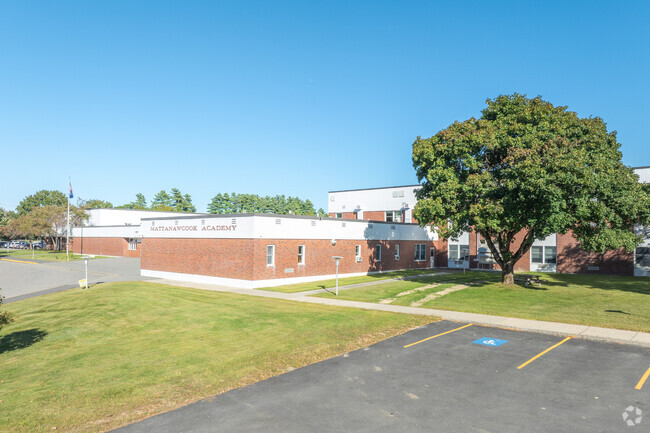 Mattanawcook Academy got a B+ in a the teachers category from Niche.