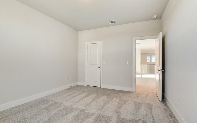 Urban Homes, Siena Plan unit 36578781, Austin, TX 78744 - photo 5