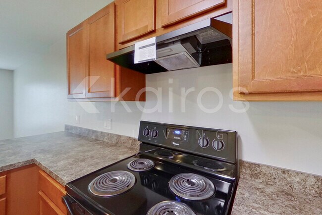 315 NE 25th Terrace, Cape Coral, FL 33909 - photo 7