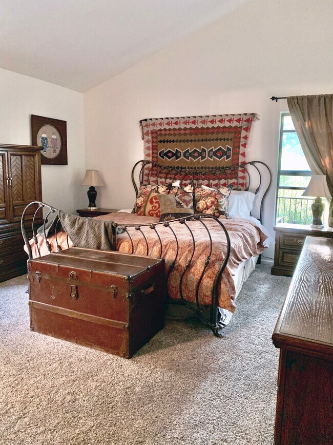 Large main bedroom