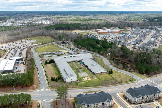 River Bend Elementary School in Raleigh, NC offers a comprehensive education for students.