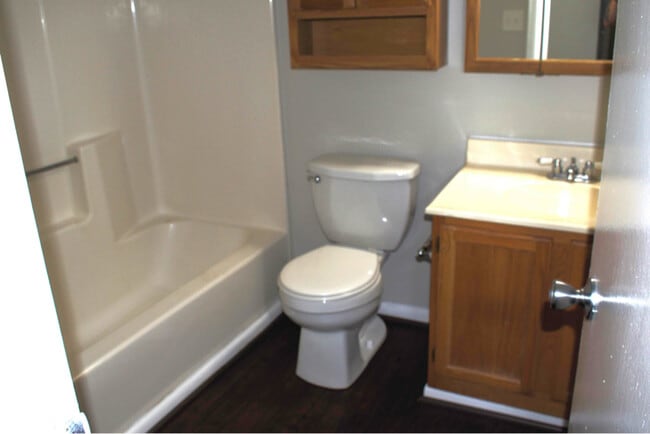 67 Riverchase Dr, Hampton, VA 23669 - photo 6