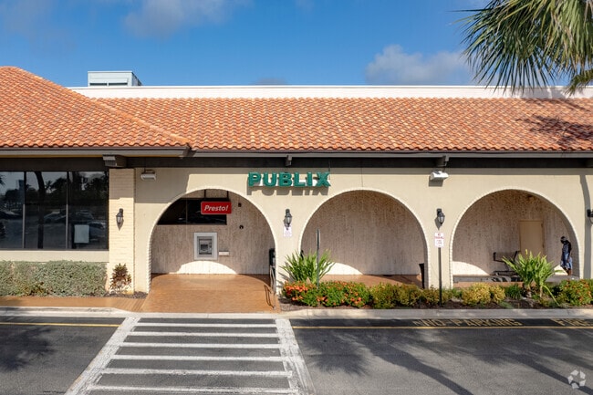 Publix Supermarket is centrally located in the Bluffs neighborhood of Jupiter, FL.