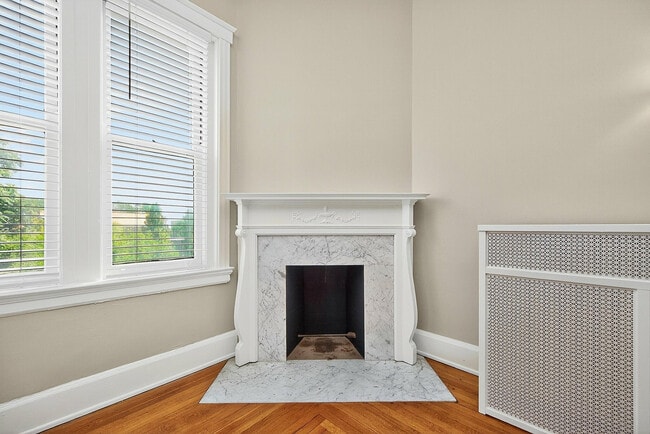 Clermont Condominiums, Cincinnati, OH 45206 - photo 4