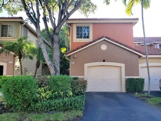 3745 San Simeon Cir, Weston, FL 33331