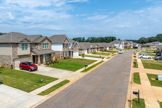 Newly planned and designed neighborhoods are popping up all over Harvest.