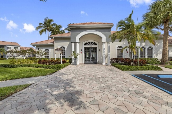 Waters Edge Delray, Delray Beach, FL 33445 - photo 2