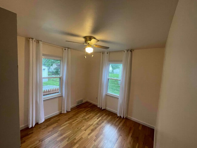 505 Herrick Park Dr, Tecumseh, MI 49286 - photo 6