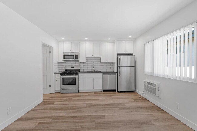 1240 W 29th St unit 16, Los Angeles, CA 90007 - photo 6