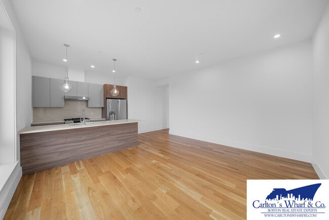 218 Old Colony Ave unit 307, Boston, MA 02127 - photo 2