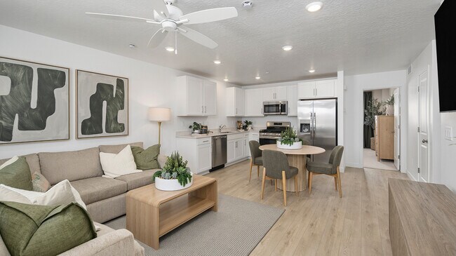 696 W Frost St, Santaquin, UT 84655 - photo 5