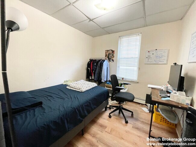 1572 Tremont St unit 2, Roxbury Crossing, MA 02120 - photo 6