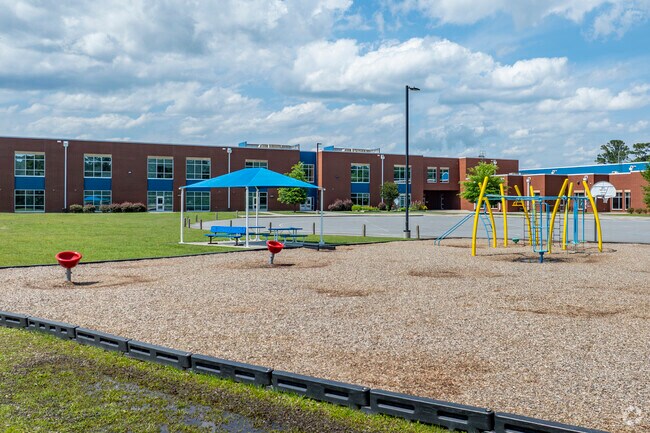 Located near Wilmington, Porters Neck Elementary offers small class sizes and a focus on personalized education for every student.