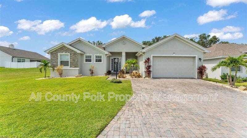 1095 Woodland Oaks Dr, Lakeland, FL 33813 - photo 1