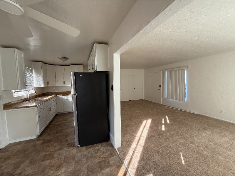 1327 Ashby Ave unit A, Berkeley, CA 94702 - photo 1