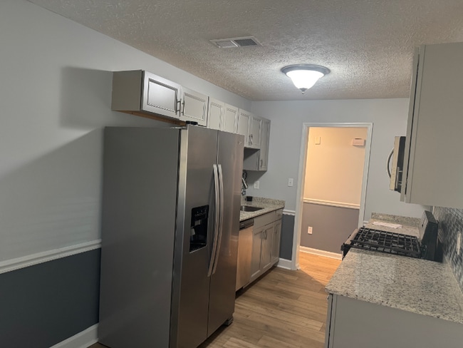 530 Bell Rd SE, Conyers, GA 30094 - photo 3