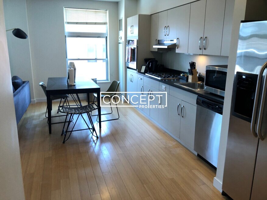 601 Albany St unit 607, Boston, MA 02118 - photo 1