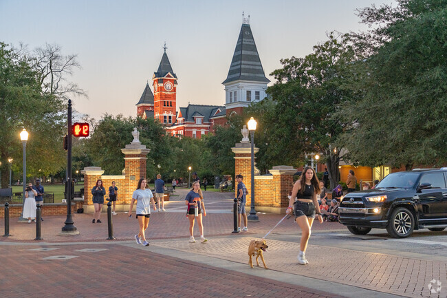 Solamere is just a couple of miles from Auburn University.