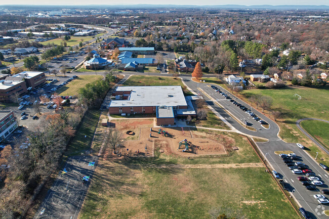 The Pennington School in Manassas serves families and students of Prince William County.