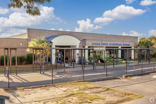 Ocean Drive Elementary School has covered walkways for students.