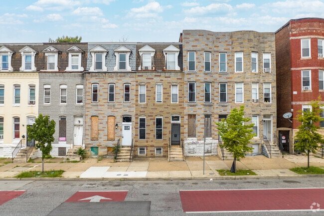 Easterwood’s row homes come in diverse styles and sizes.