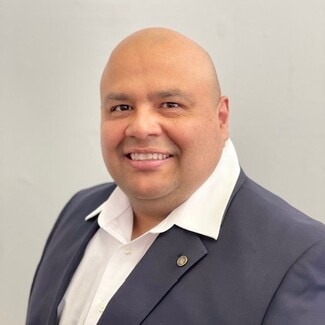 Oscar Cruz