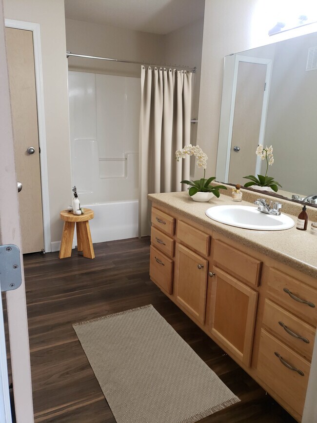 Campus Place Apartments, Grand Forks, ND 58203 - photo 5